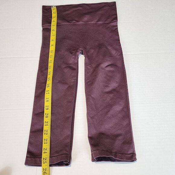 Blanqi Leggings size Small Postpartum & Nursing Support Cropped - Picture 5 of 9